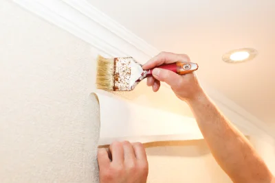 Pose de papier peint à Choye — revêtements muraux et toiles de verre